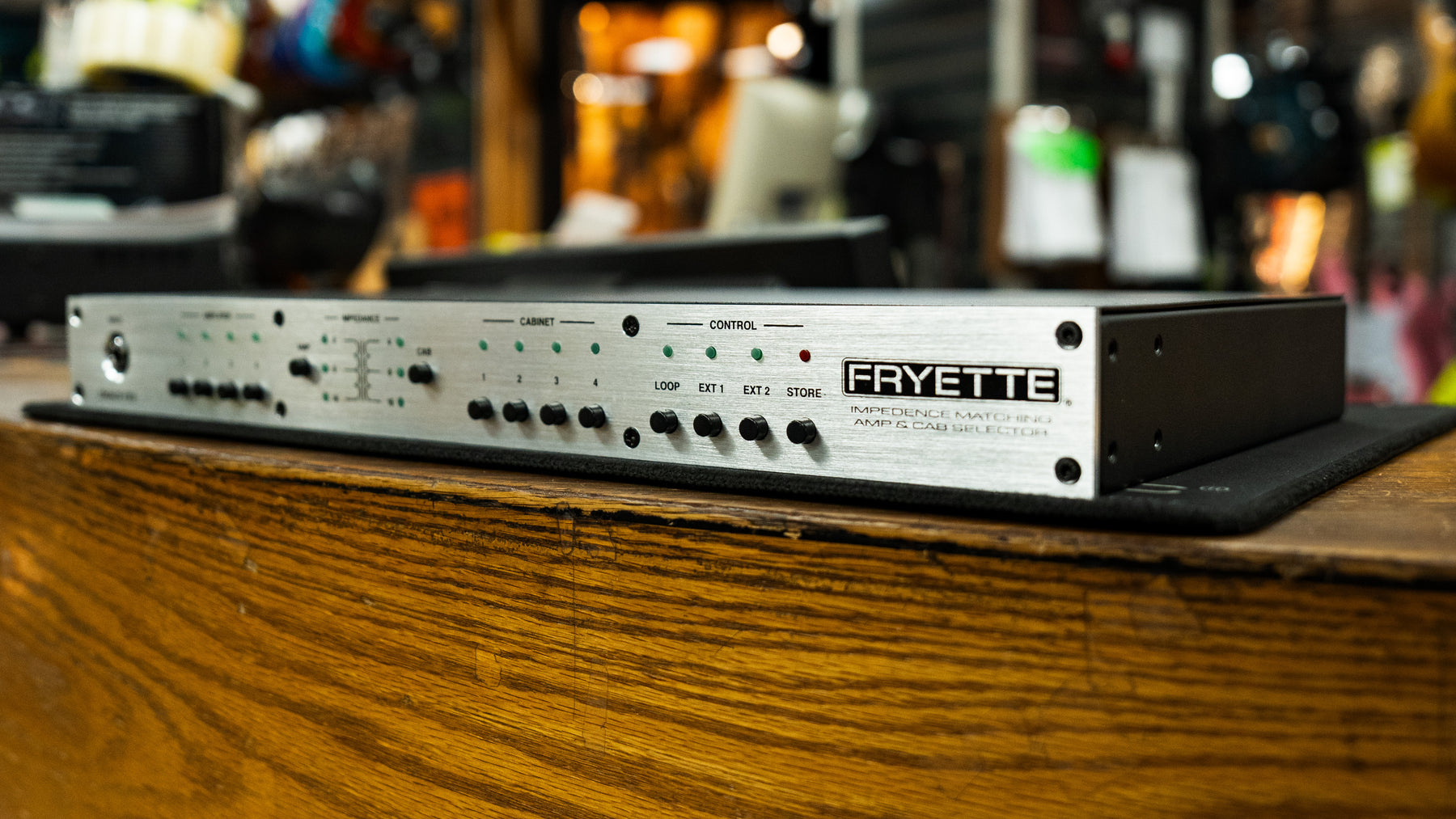 Game Changing:Fryette ZMACS Impedance Matching Amp & Cab Selector