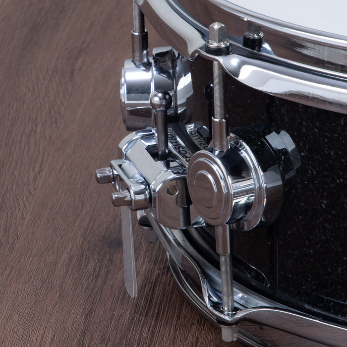 DW 5 x 14-Inch Collector's Series 333 Maple Snare Drum - Black Ice with Chrome Hardware