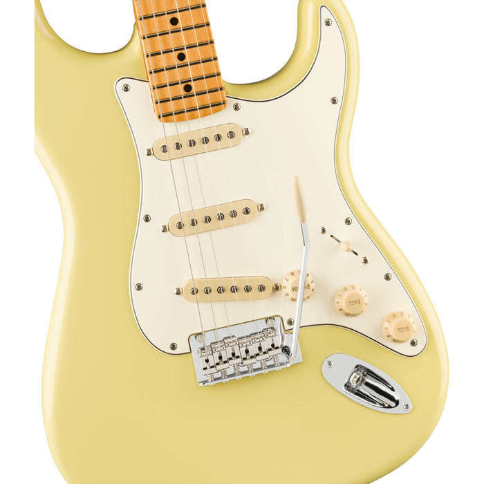 Fender Player II Stratocaster Electric Guitar, Maple Fingerboard - Hialeah Yellow