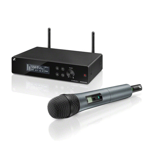 Sennheiser XSW 2-835 Wireless Handheld Microphone System